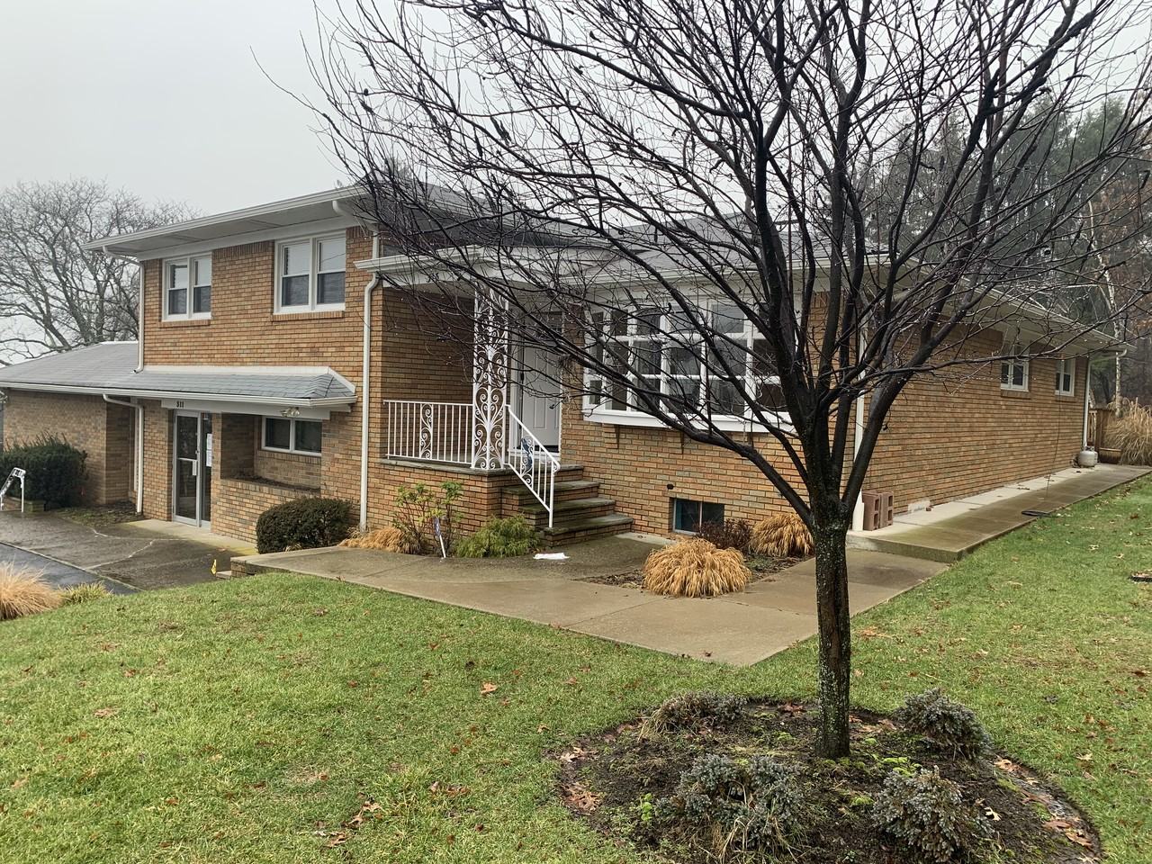 311 Lexington Ave #NA - Photo 2 of 20