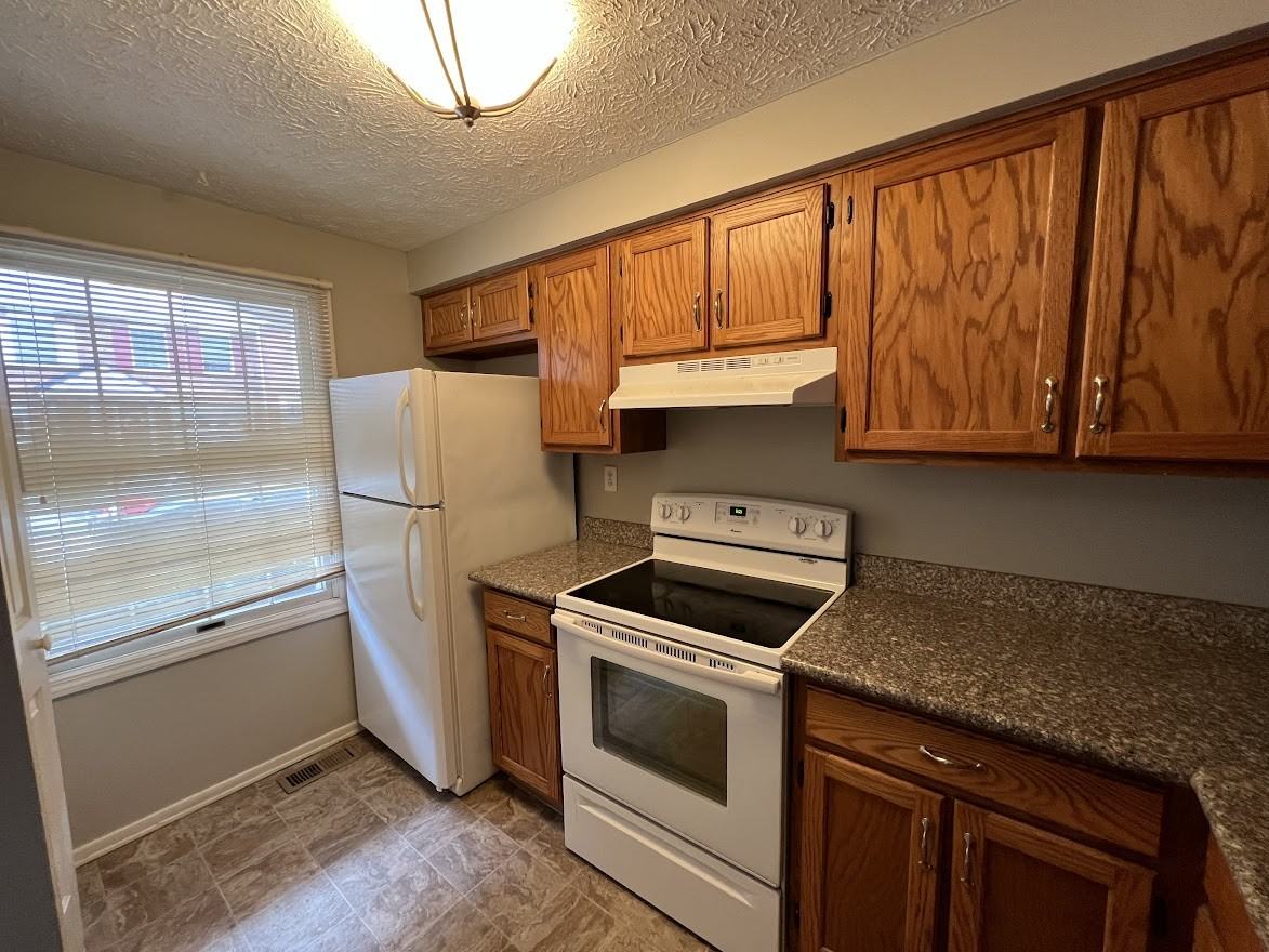 1602 Timberidge Dr #1602 - Photo 2 of 7