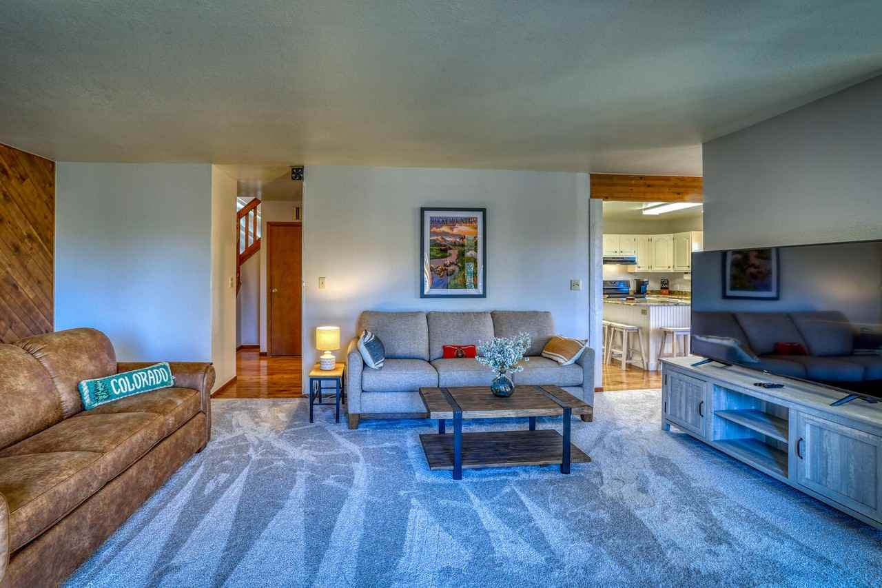 600 Harvard Avenue #1 - Photo 5 of 50