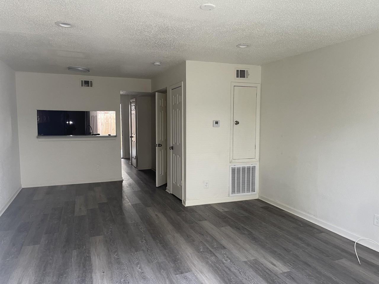 Tullis Drive #5949 - Photo 2 of 10