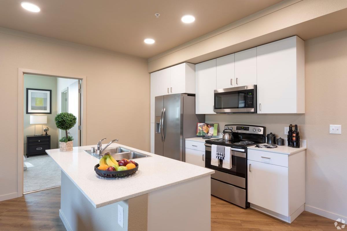 4770 West Lane - Photo 3 of 10