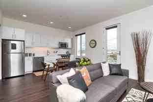 1515 Nw 21st Ave - Photo 1 of 1