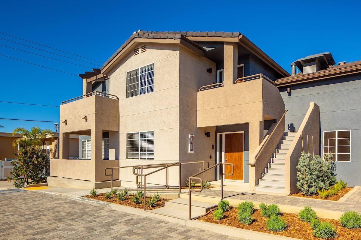 3996 Shasta St - Photo 5 of 15