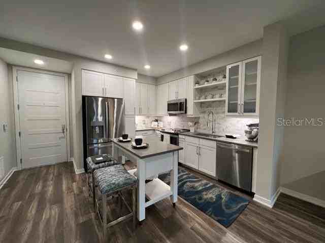 2211 NE IVANHOE BOULEVARD, Orlando, FL 32804 1 Bedroom Apartment for