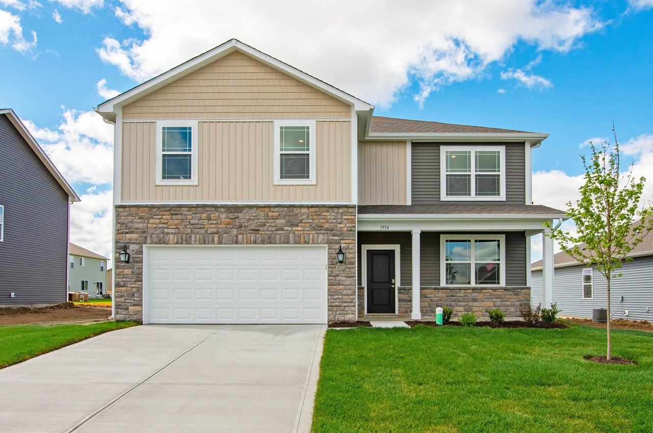 705 Sandalwood Dr - Photo 2 of 12