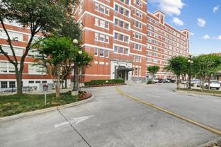 South Side on Lamar - Photo 1 of 1