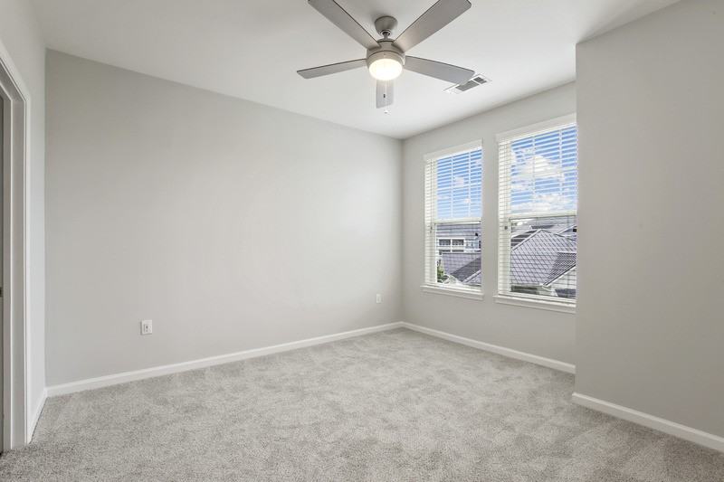 Lantower Garrison Park Apartments 2725 Reseda Pl, Charlotte, NC 28262