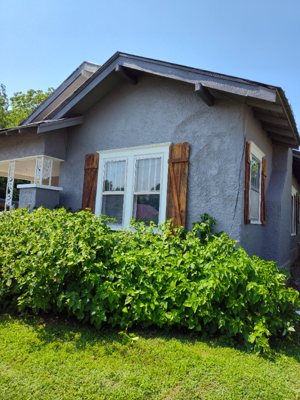 1332 E Highland St - Photo 3 of 19