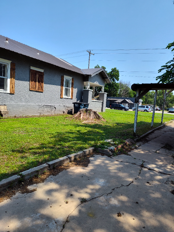 1332 E Highland St - Photo 6 of 19