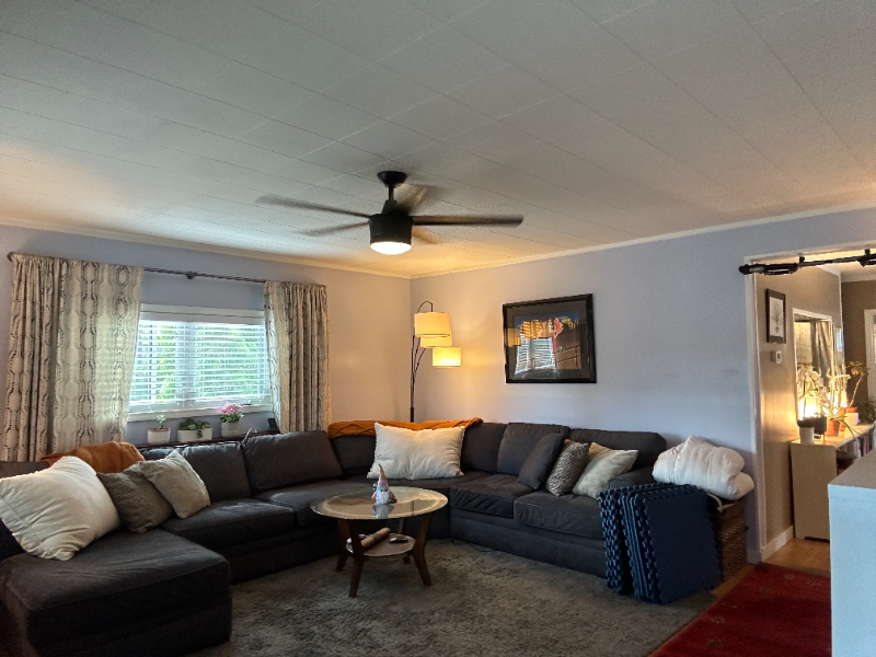 660 S Johnson St - Photo 2 of 12