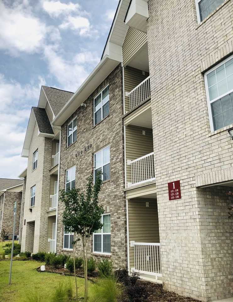 23 Dover Dr - Photo 2 of 13