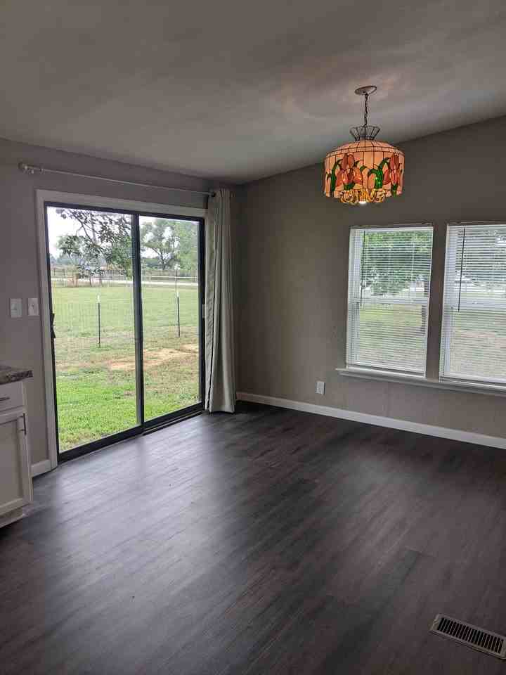 18604 Jerry Joy Rd #1 - Photo 3 of 9
