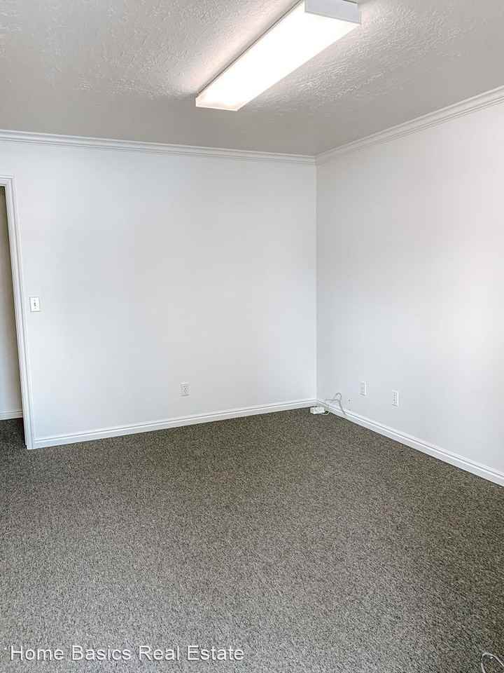 104 104 & 106 S Mountain Way - Photo 3 of 27