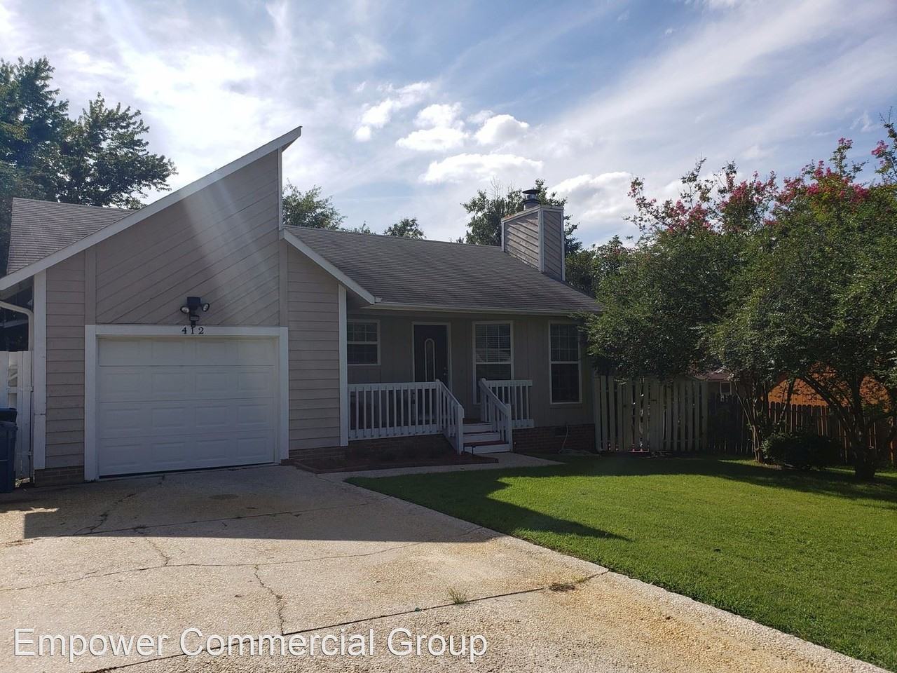 412 Mangum Ct - Photo 2 of 14