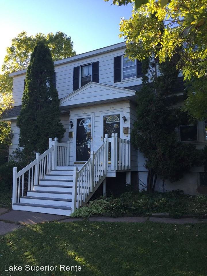 1909 E 7th Street - Photo 2 of 2