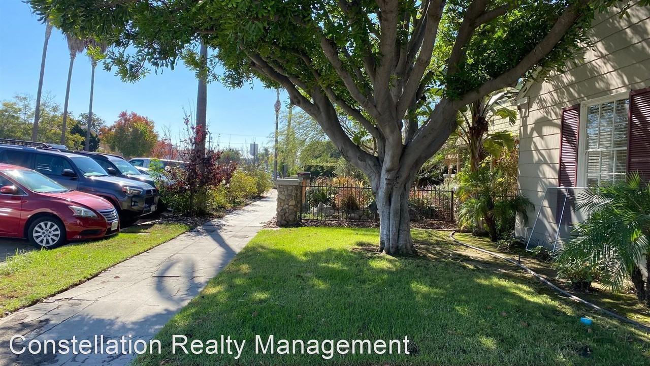 4658-4666 North Ave - Photo 2 of 13