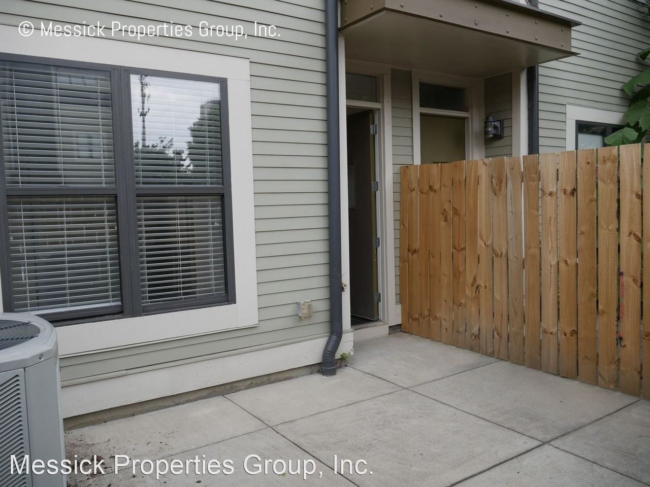 333 N Green St - Photo 3 of 18