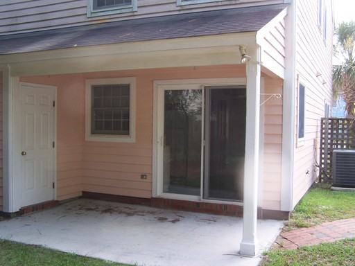 122 Mendenhall Ct - Photo 3 of 25