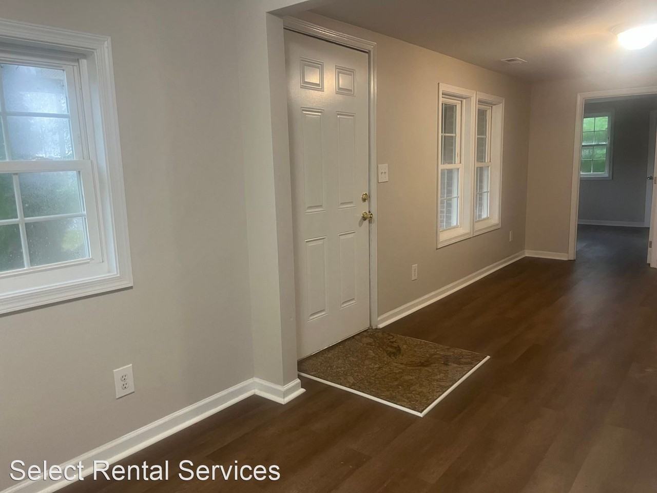 1308 Lowe St - Photo 2 of 10