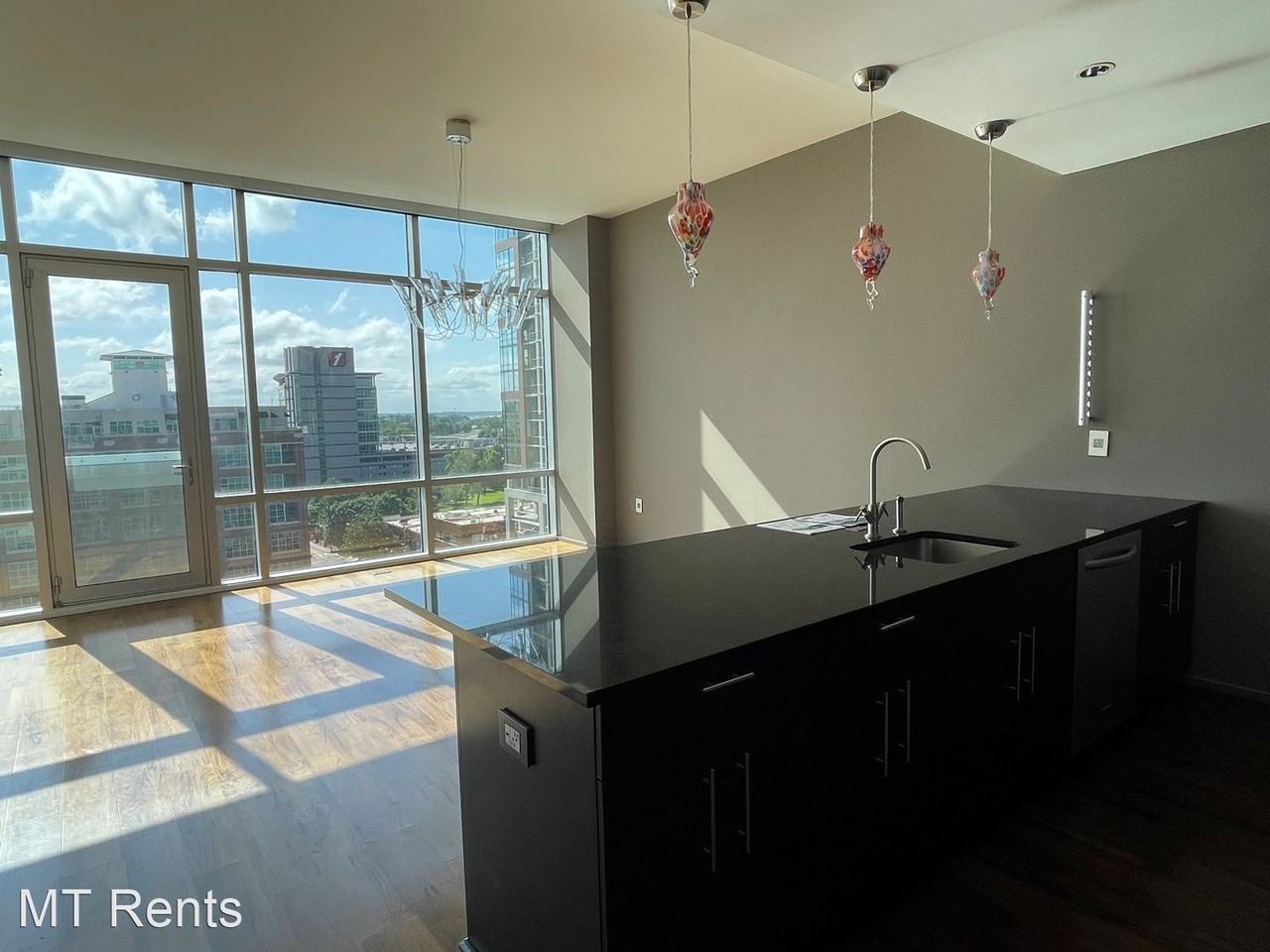 200 River Market Ave, - Photo 3 of 16