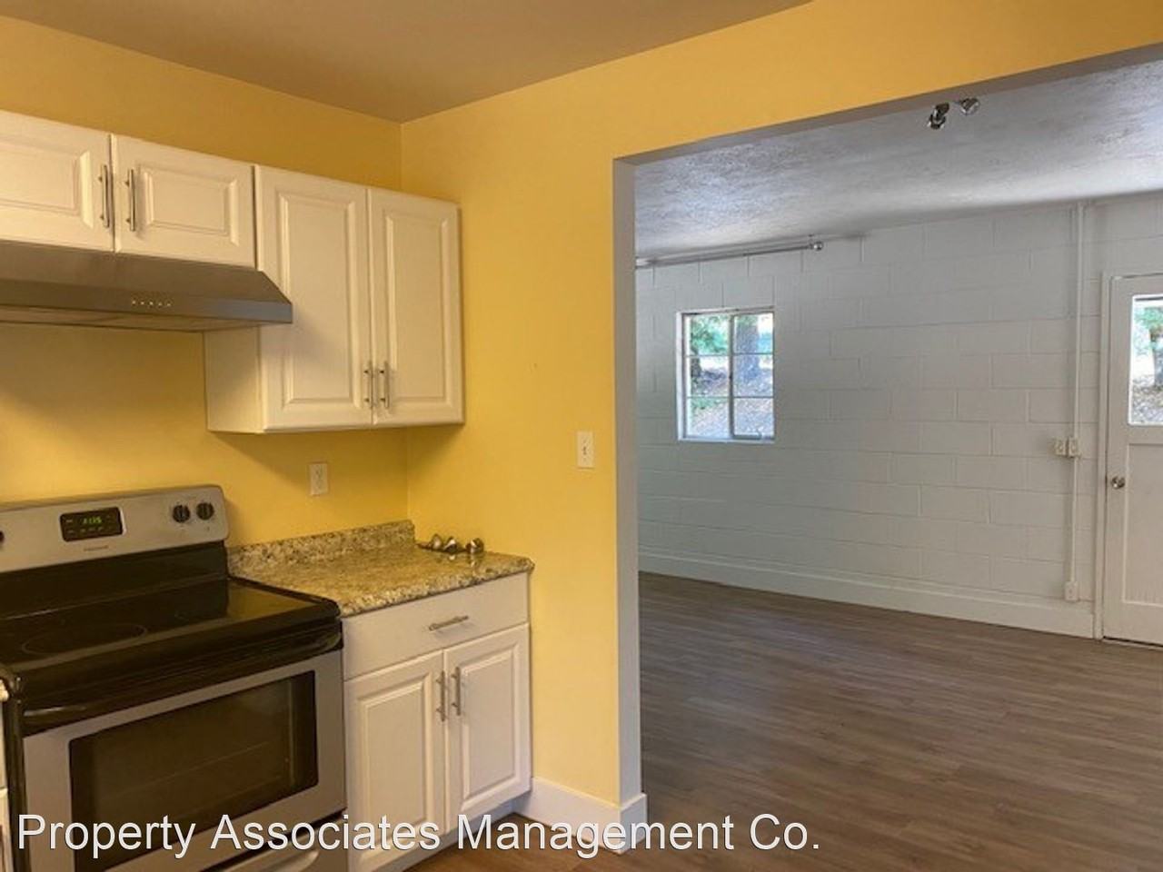 10763 Bubbling Wells Rd - Photo 2 of 9