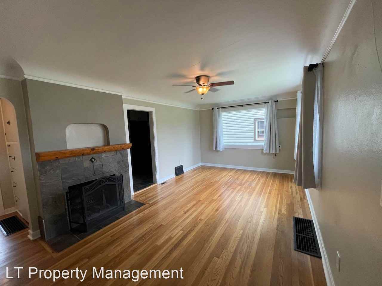 3207 W Lacrosse Ave - Photo 3 of 50