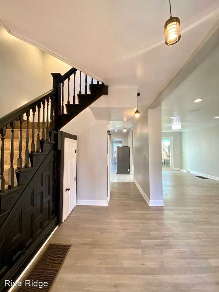 1213 Margaret St #1 - Photo 2 of 22