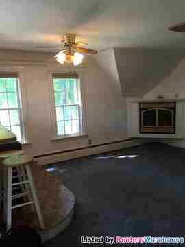 336 5th Ave SW #b - Photo 3 of 7