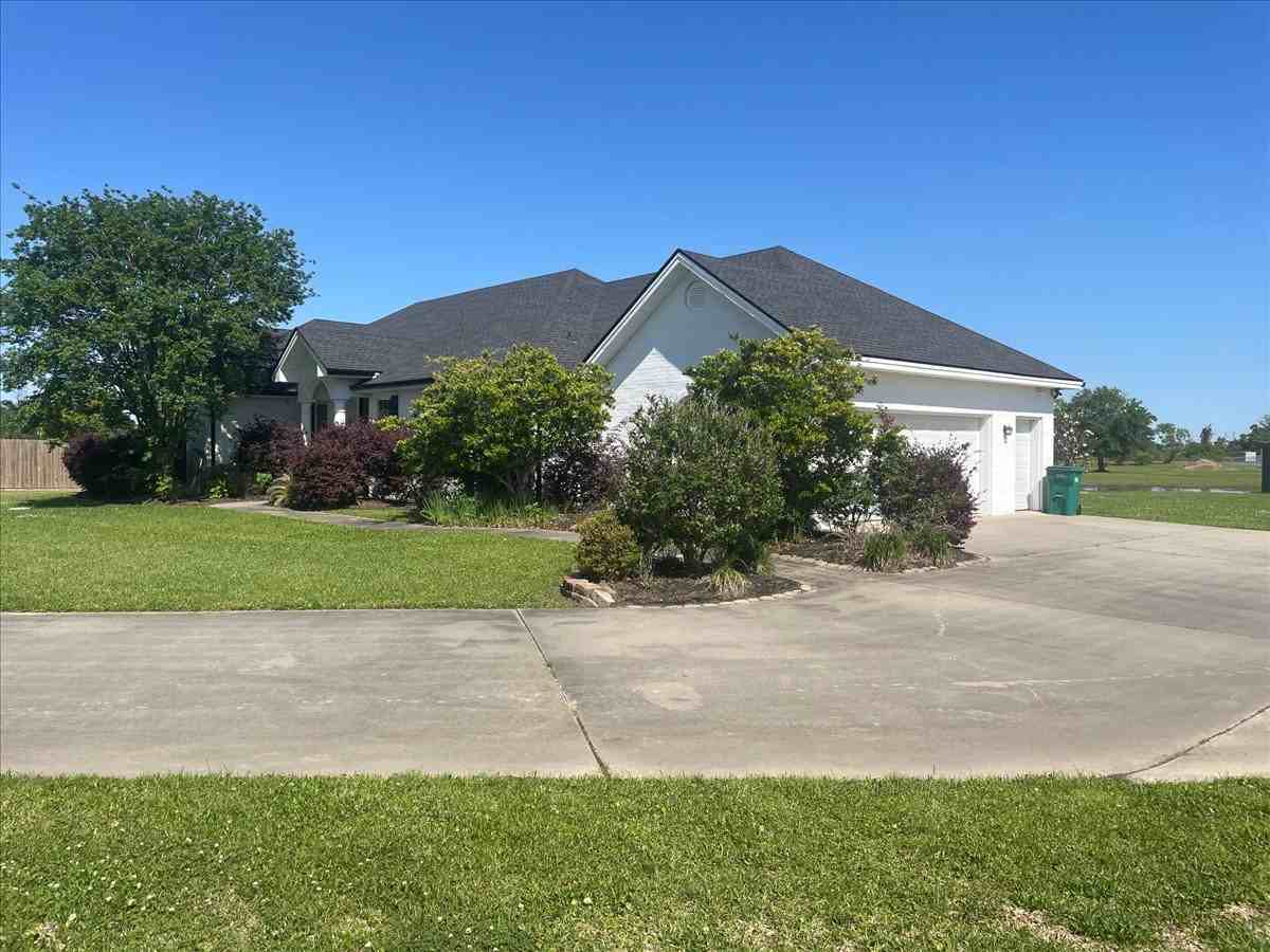 3607 E Banbury Rd - Photo 2 of 14