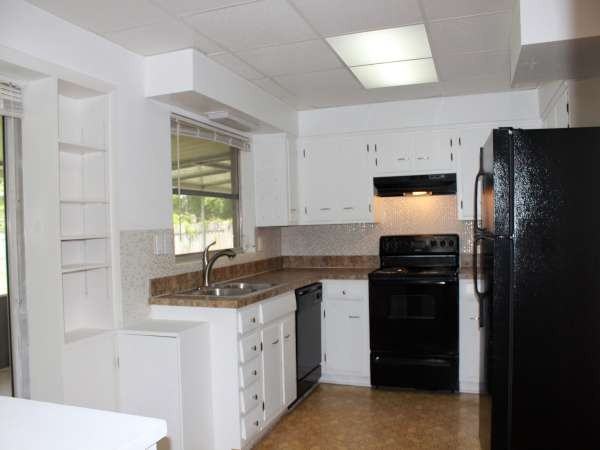 5439 San Luis Dr - Photo 3 of 13