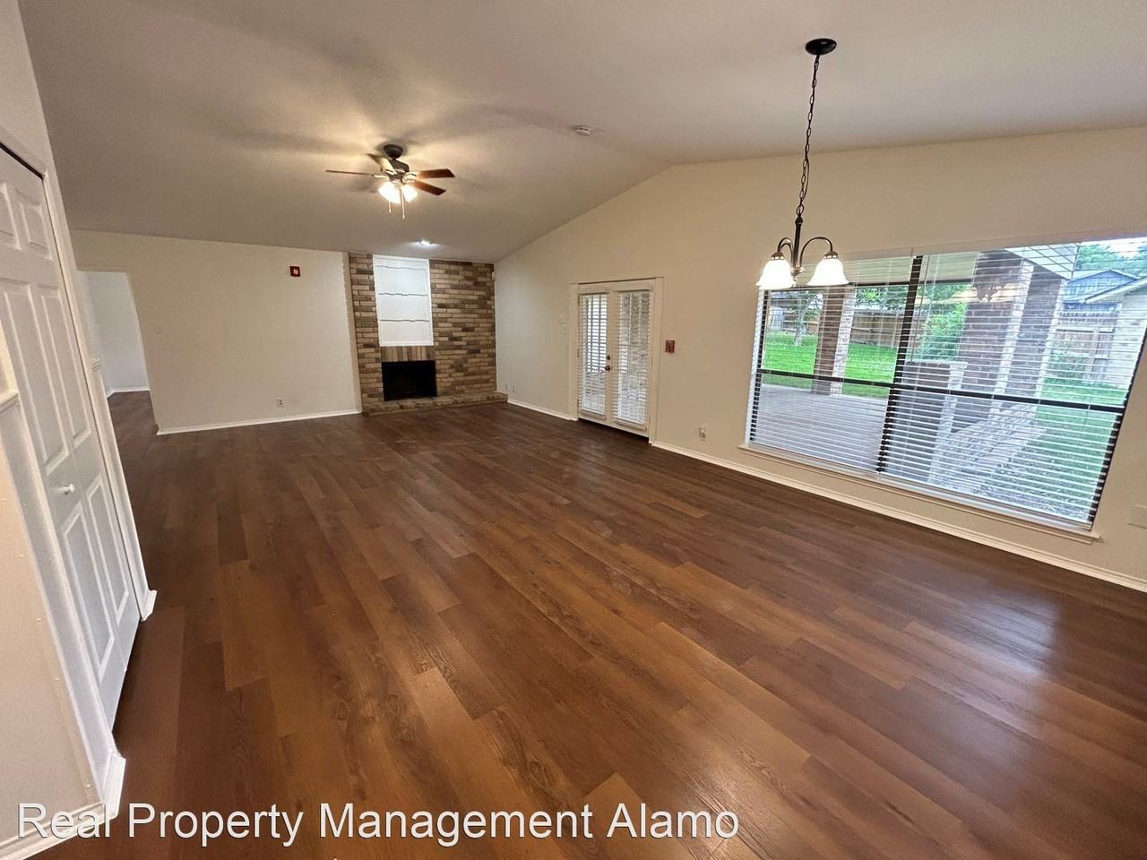13254 Larkwalk St - Photo 3 of 29