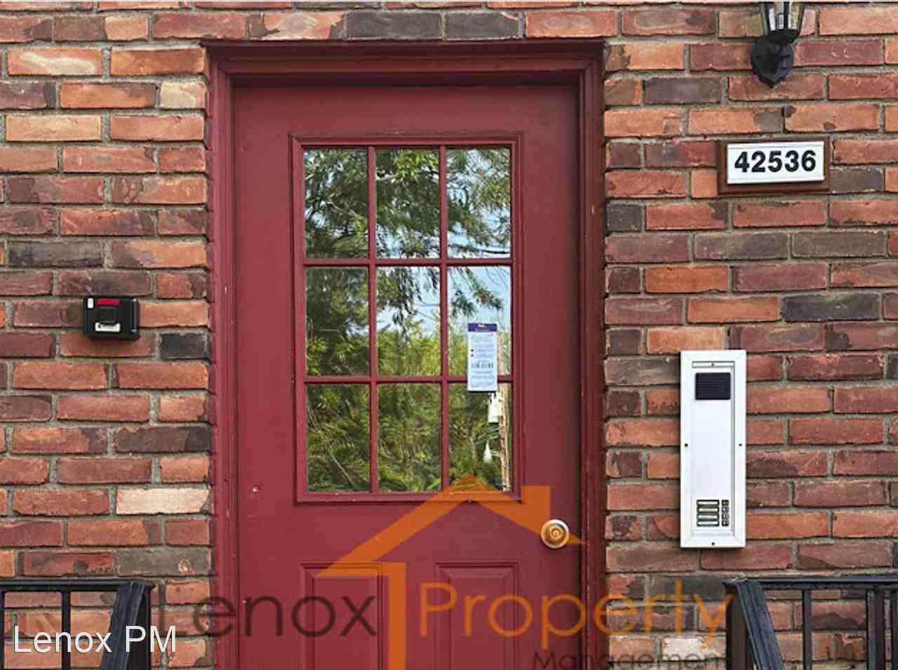 42536 Woodward Ave #B1 - Photo 2 of 20