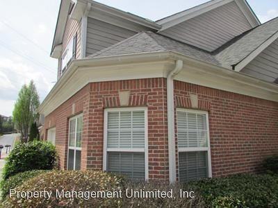 1715 Oakbrook Ln Nw - Photo 3 of 18