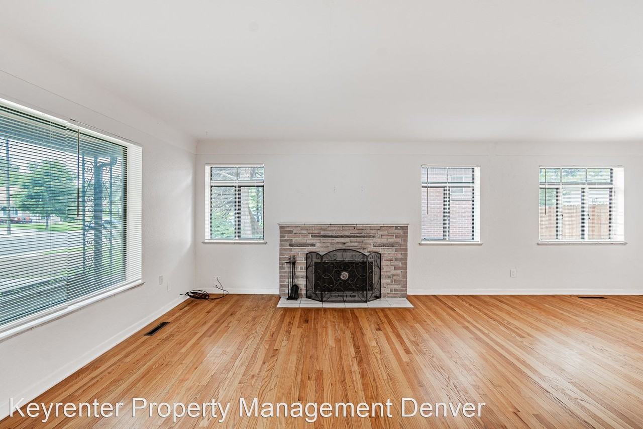 1015 Kramer Ct - Photo 3 of 50