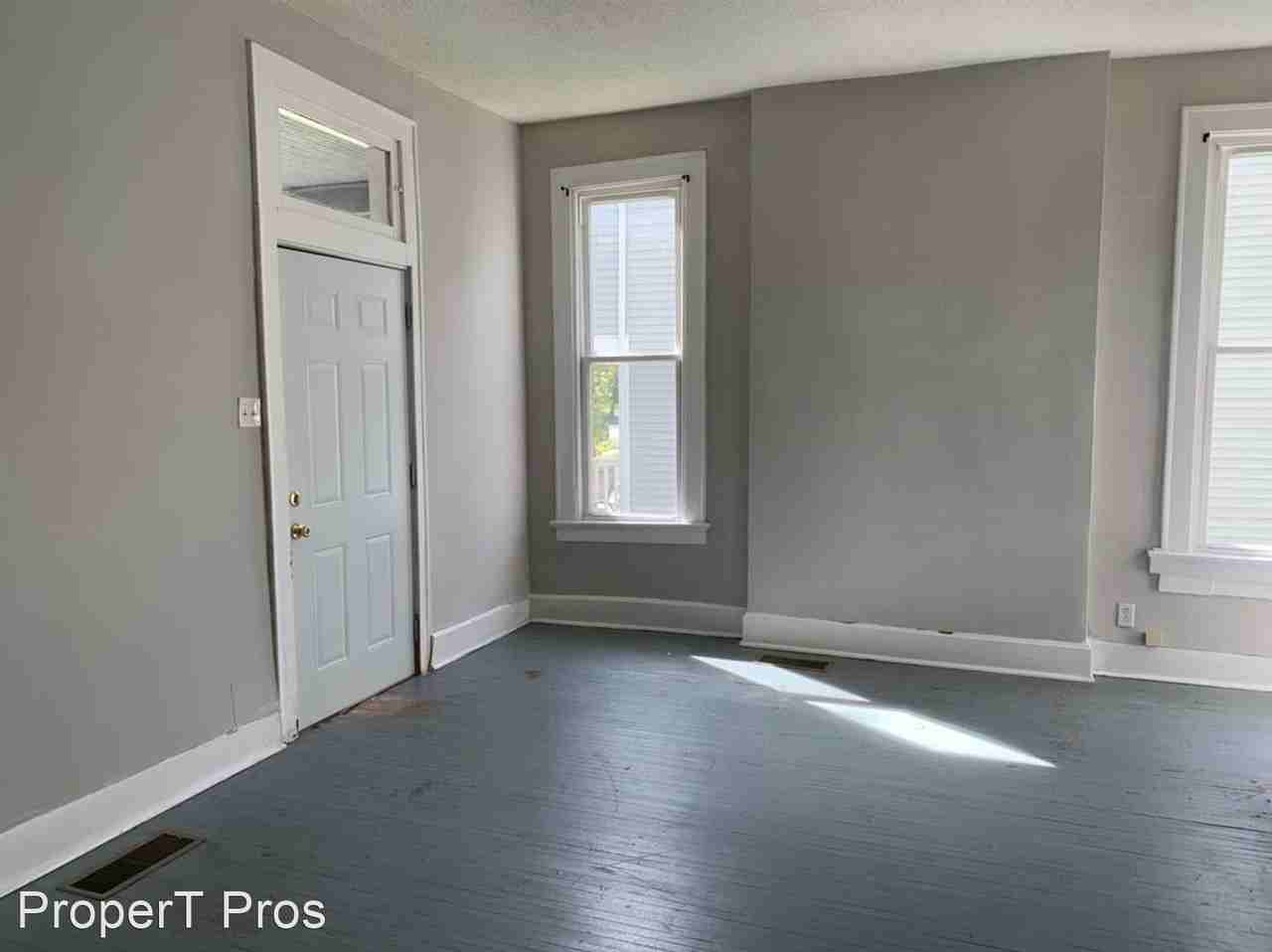 504 Adams St, Evansville, IN 47713 - Photo 2 of 11