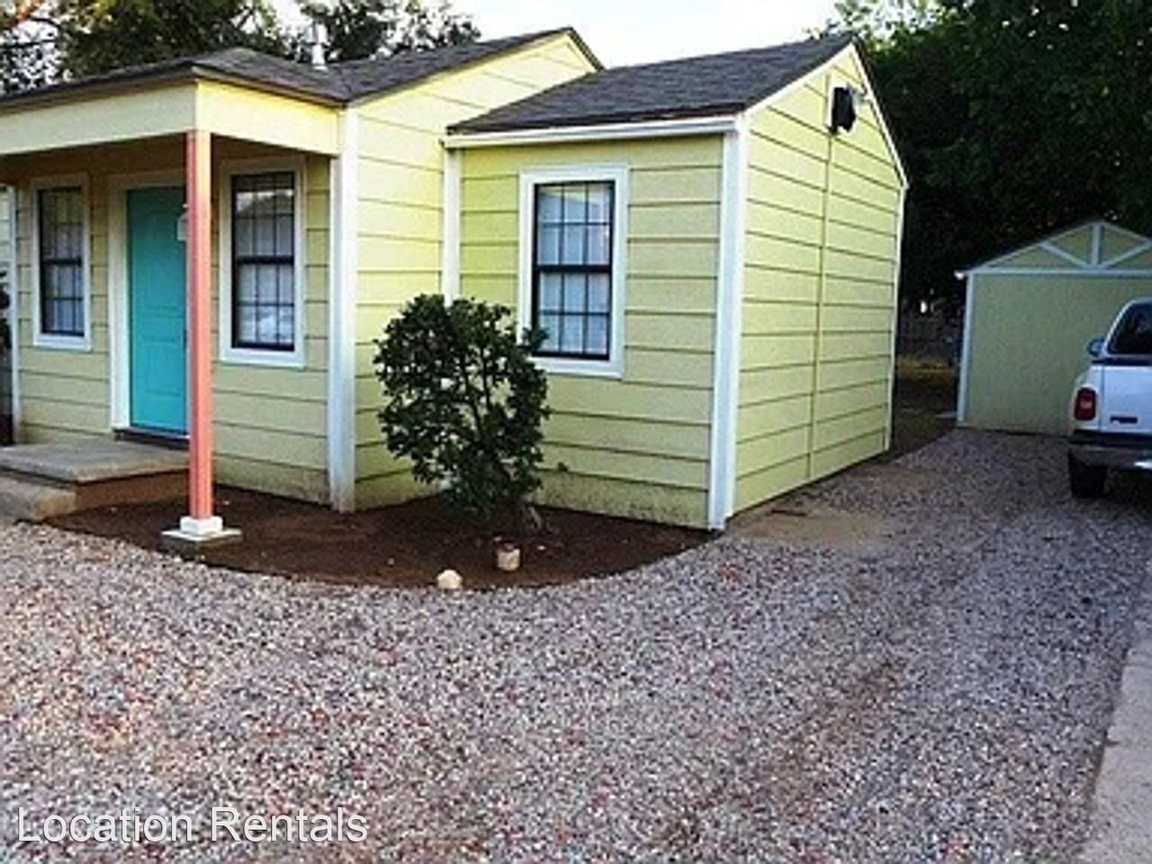 2417 22nd Pl - Photo 3 of 25