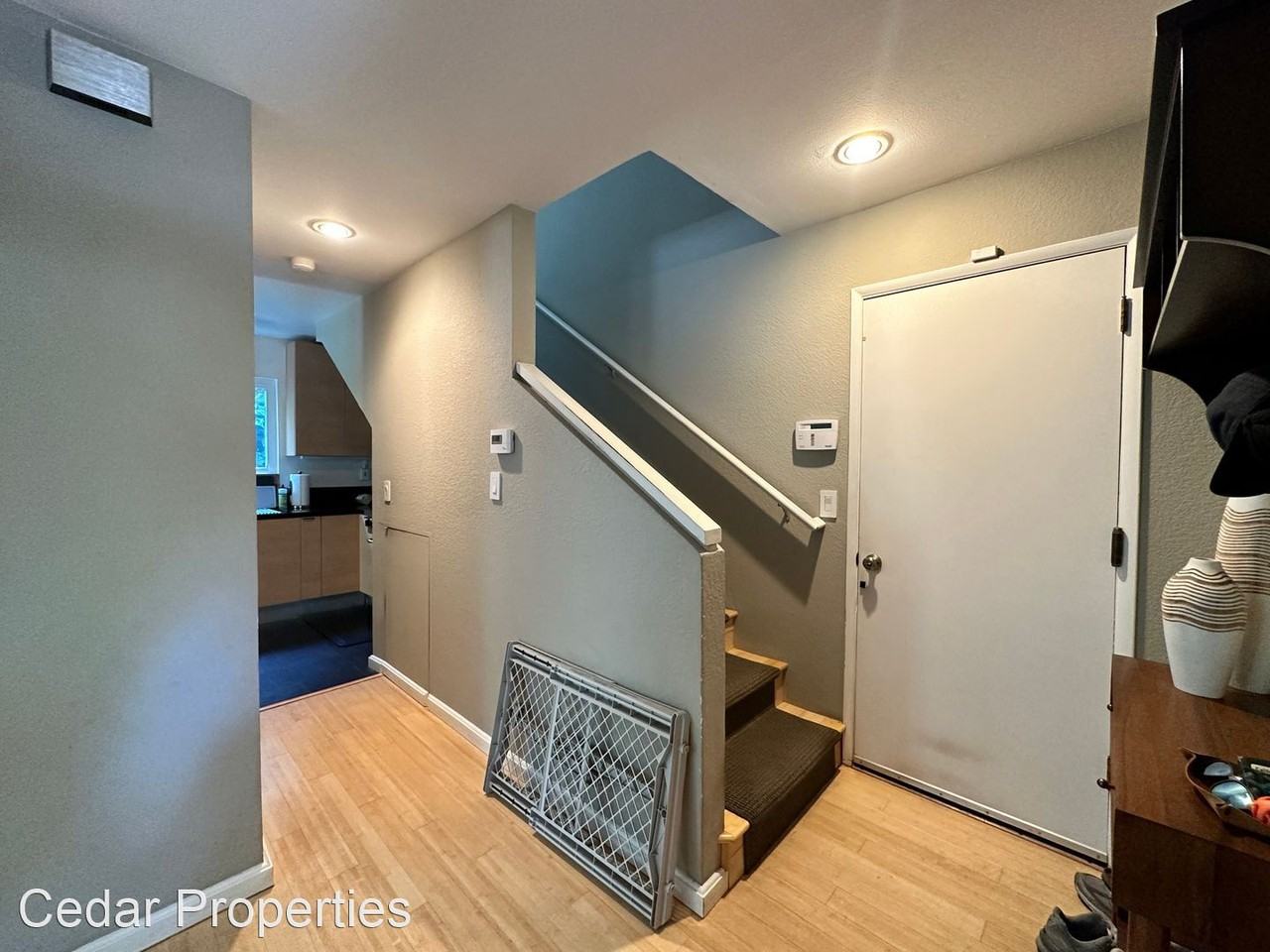 374 51st St - Photo 2 of 26