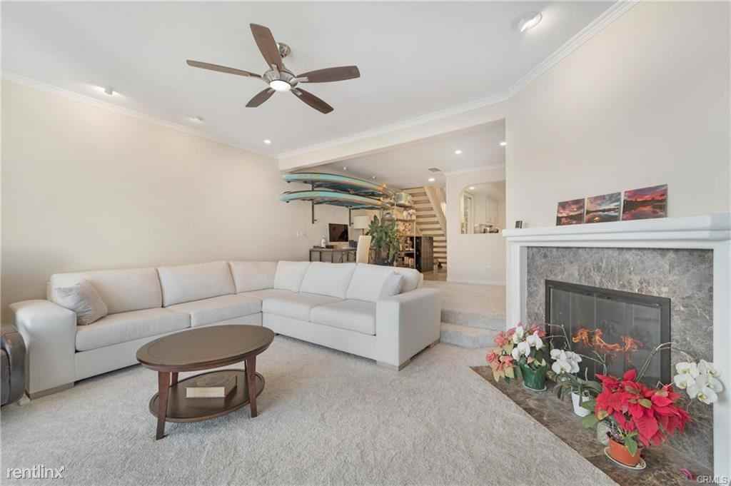 3742 Montego Dr - Photo 2 of 11