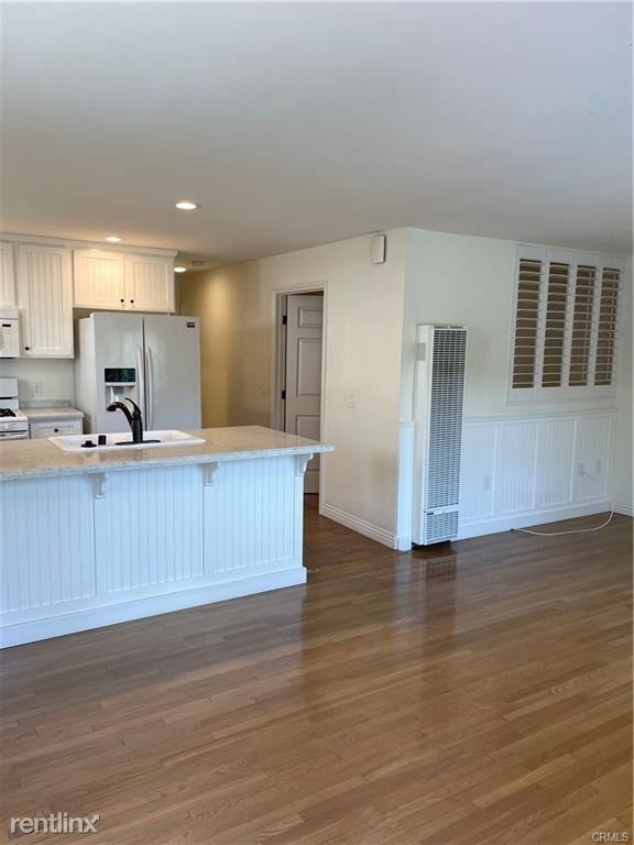 137 Cypress Dr - Photo 3 of 9