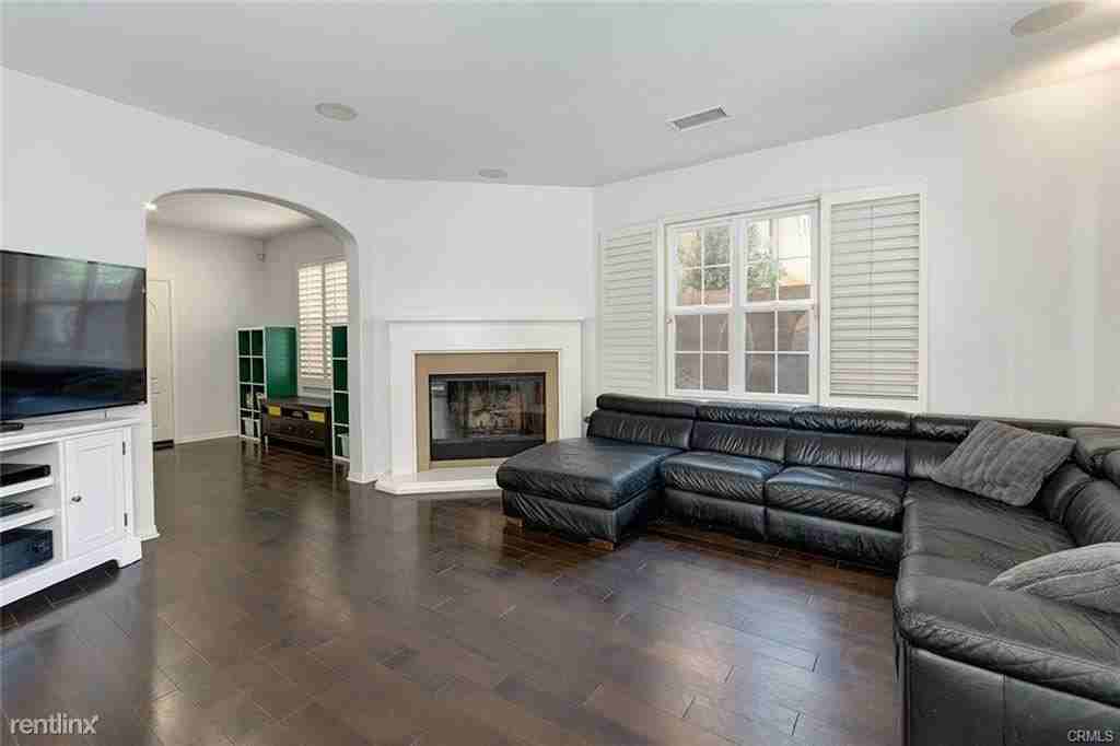 12 Longvale - Photo 2 of 10