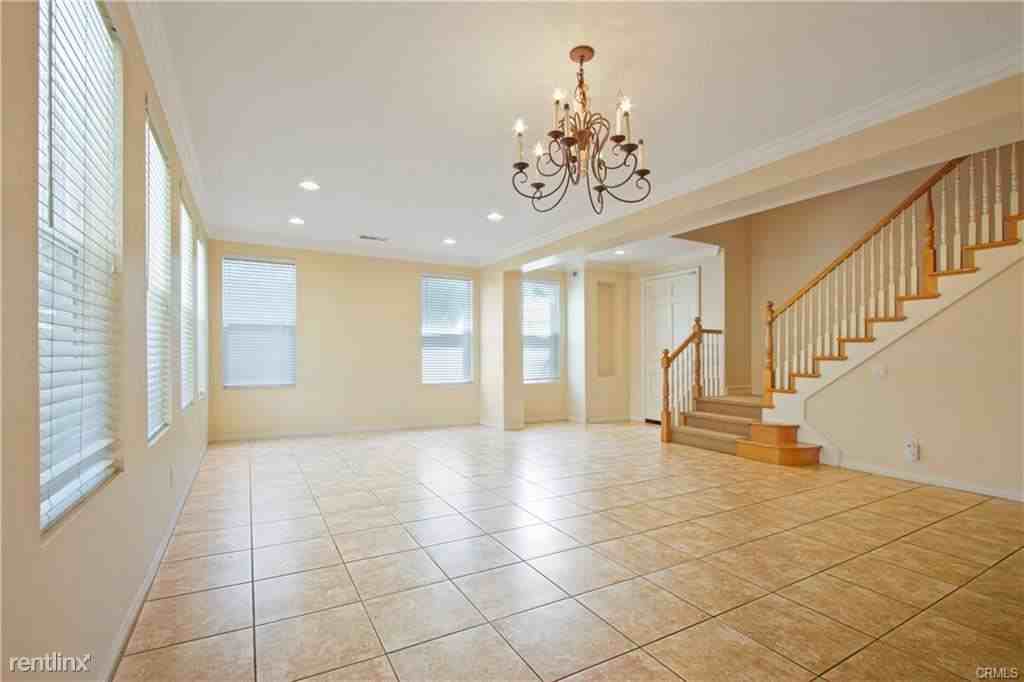 41 Capistrano - Photo 2 of 10