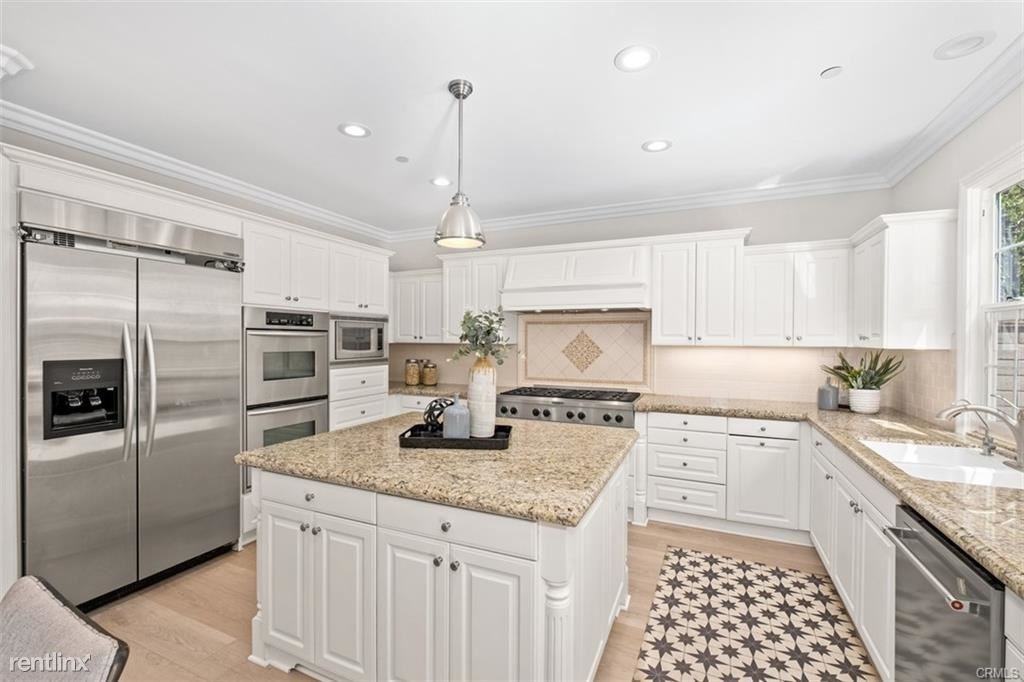 20 Lookout - Photo 2 of 10