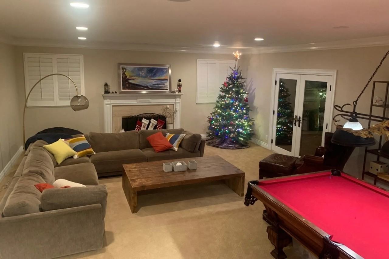 1558 Robsheal Dr - Photo 2 of 8