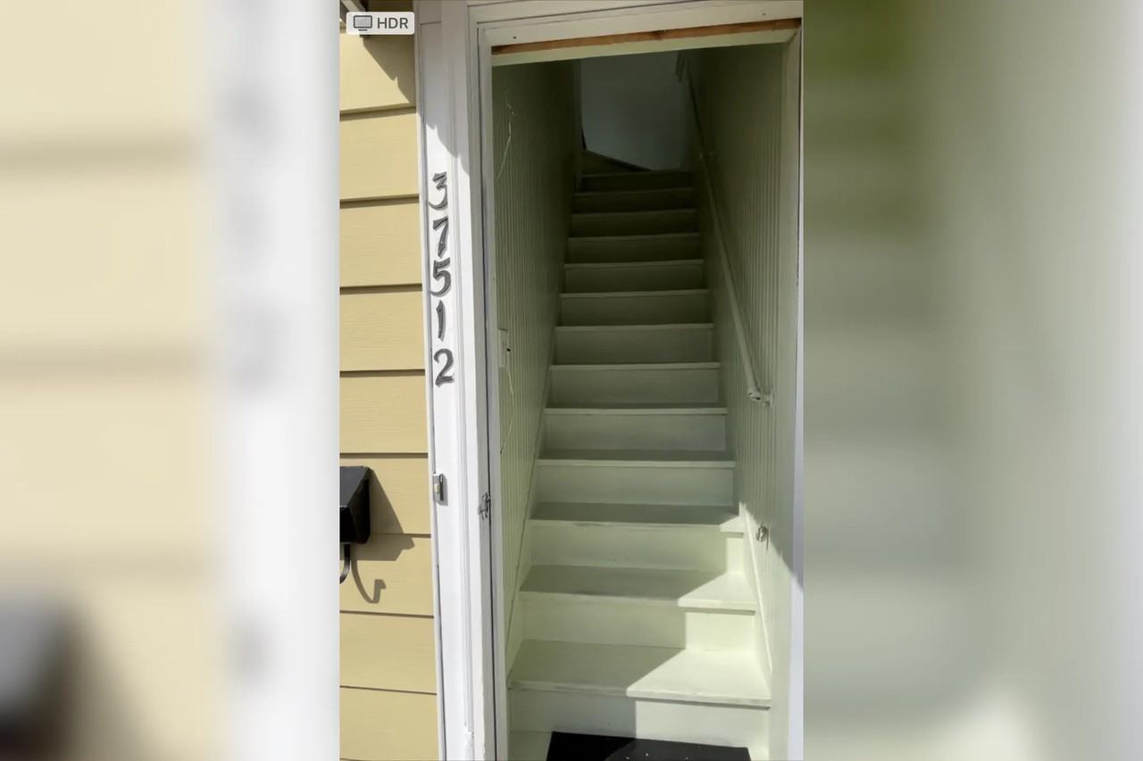 375 Dunn St - Photo 3 of 8