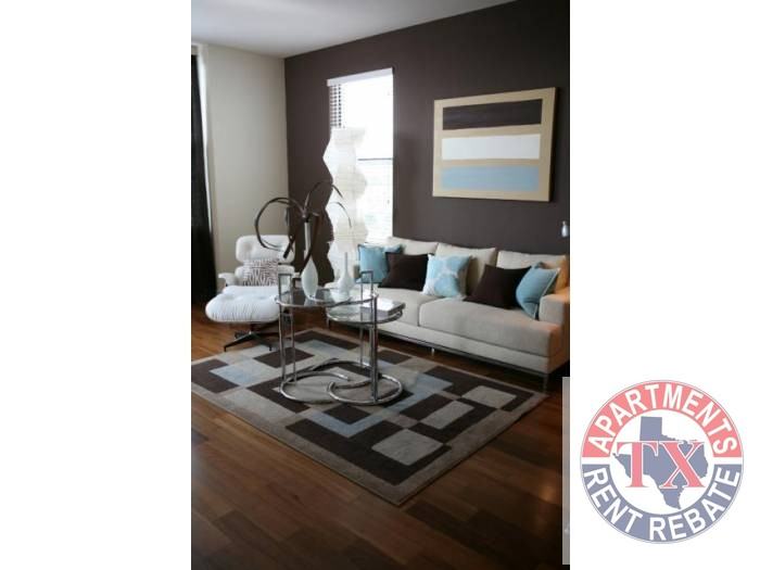 2345 N Houston St - Photo 2 of 6