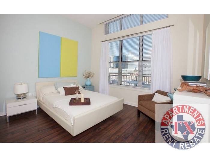 2345 N Houston St - Photo 4 of 6