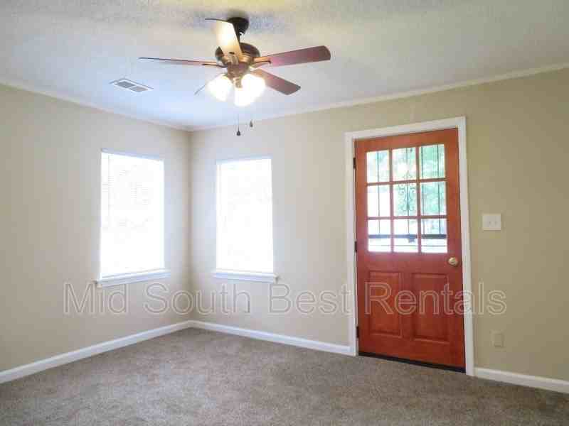 1591 Echles St - Photo 3 of 8