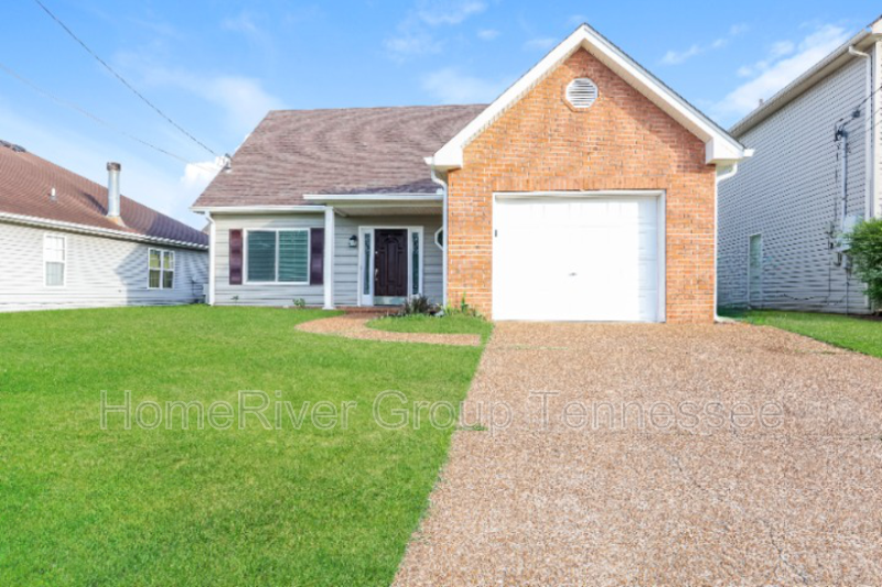 1817 Lakewood Village Dr - Photo 2 of 17