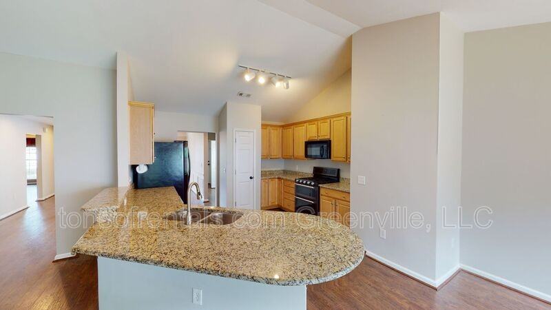 210 Grimes Dr - Photo 5 of 25
