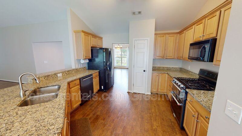 210 Grimes Dr - Photo 6 of 25